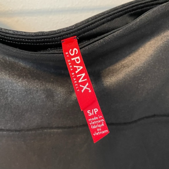 SPANX faux leather leggings- Size S - Picture 6 of 9